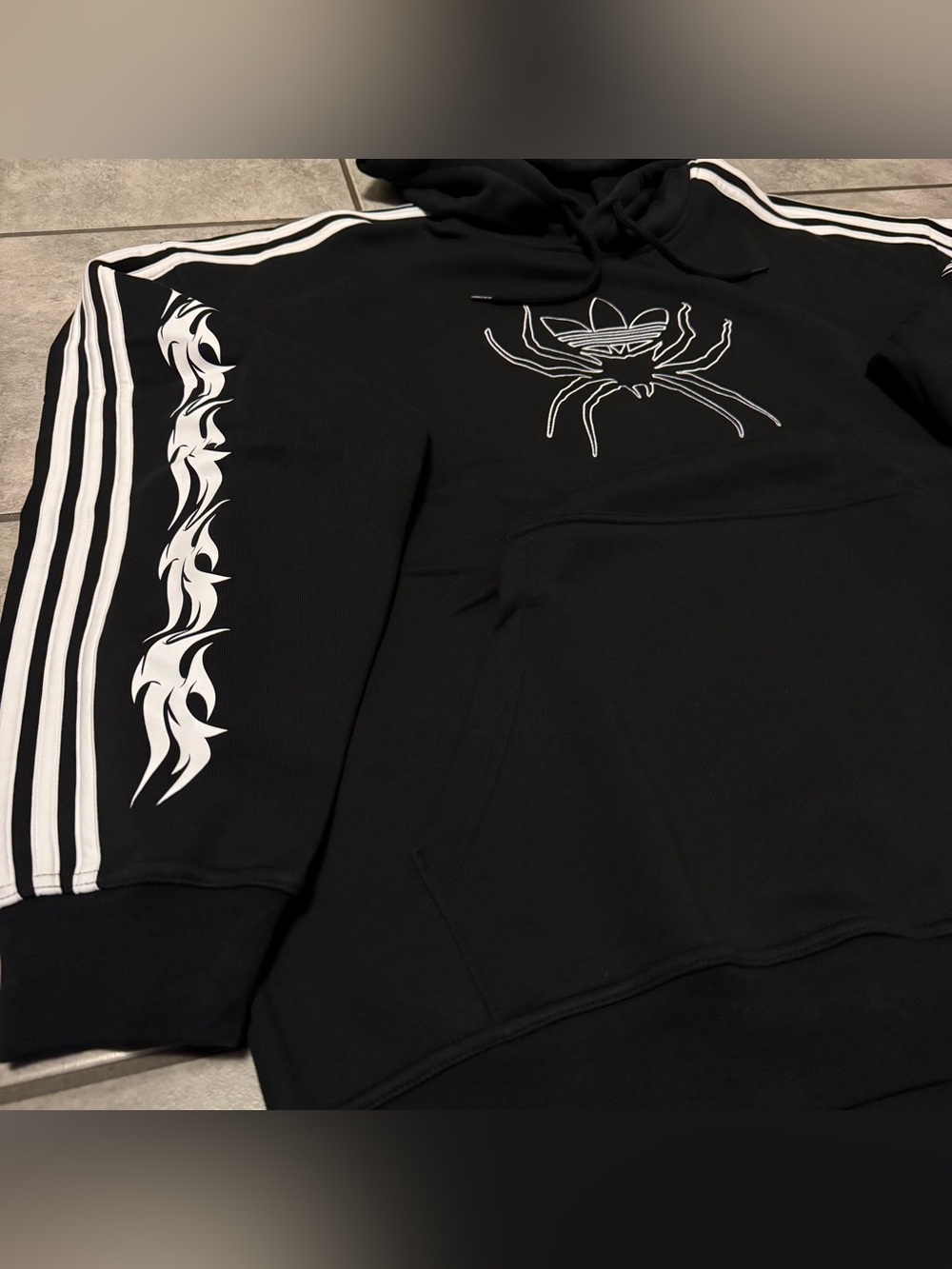 Adidas Originals Spiders Loose Hoodie Mens Size Large NWT - Picture 2 of 9